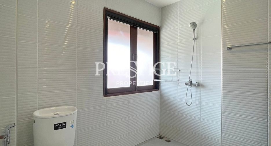 À vendre 4 chambres maison à Jomtien, Pattaya