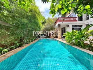For rent and for sale 4 bedrooms house in Jomtien, Pattaya