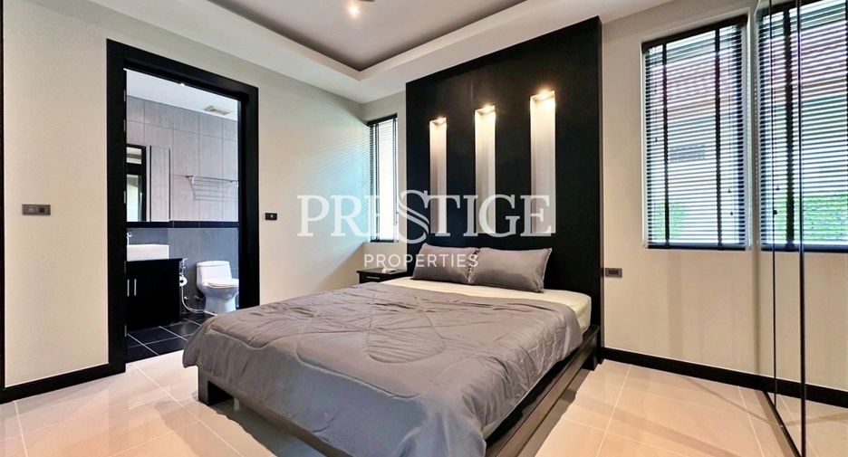 For rent そして for sale 4 ベッドルーム house in East Pattaya, Pattaya