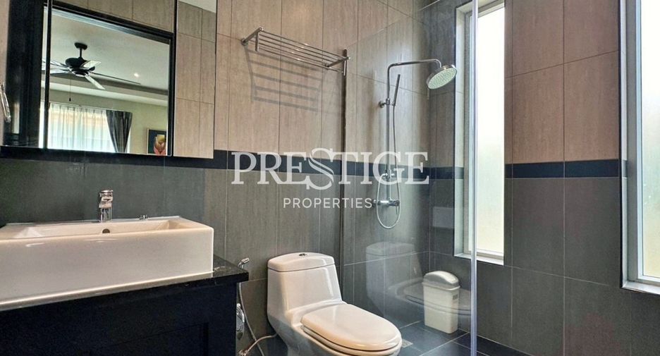 For rent そして for sale 4 ベッドルーム house in East Pattaya, Pattaya