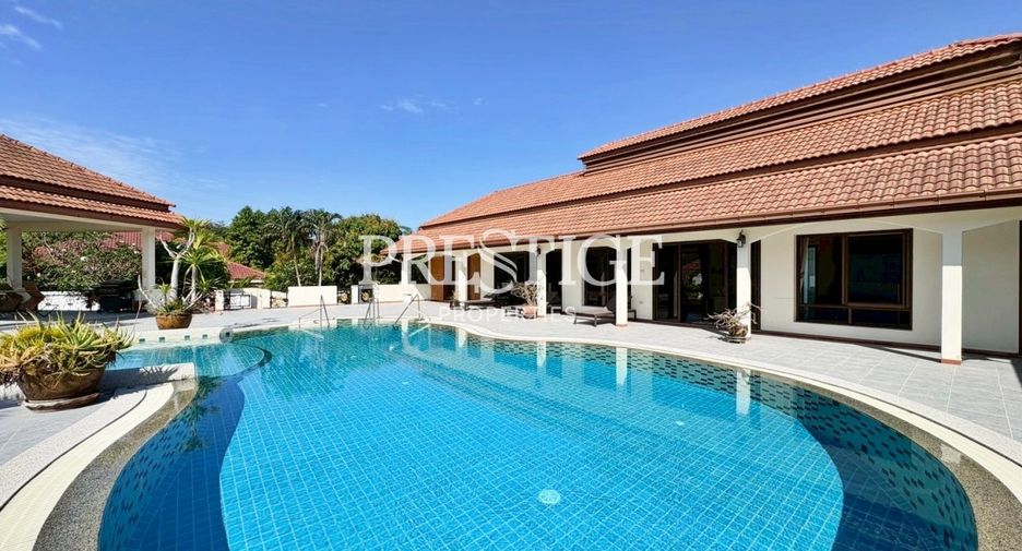 For sale 6 bedrooms house in Bang Lamung, Chonburi