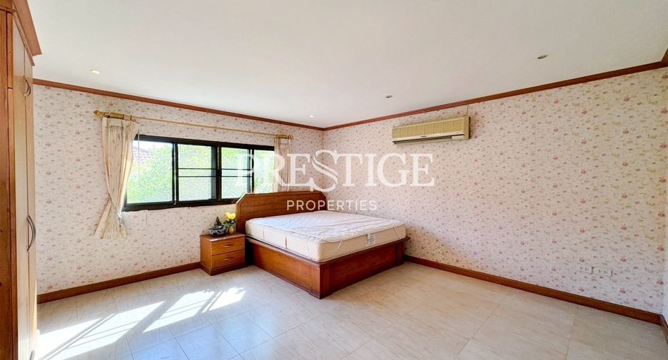 For sale 6 bedrooms house in Bang Lamung, Chonburi