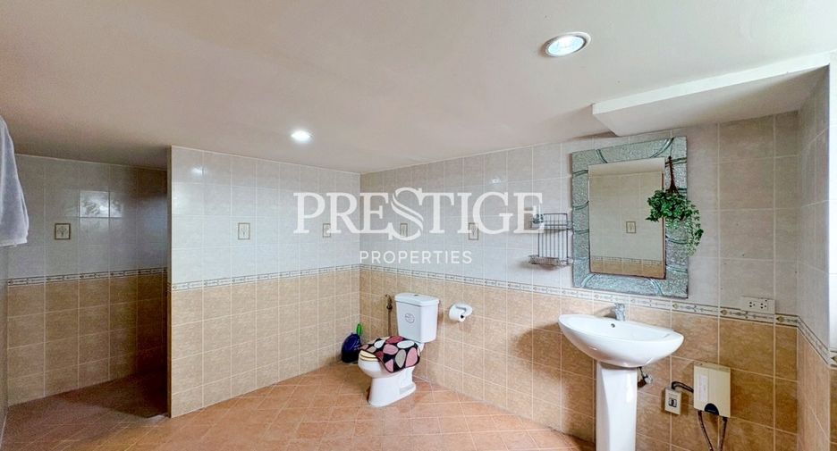 For sale 6 bedrooms house in Bang Lamung, Chonburi