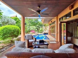 Haus zum Kauf mit 4 Zimmer in Bang Lamung, Chonburi