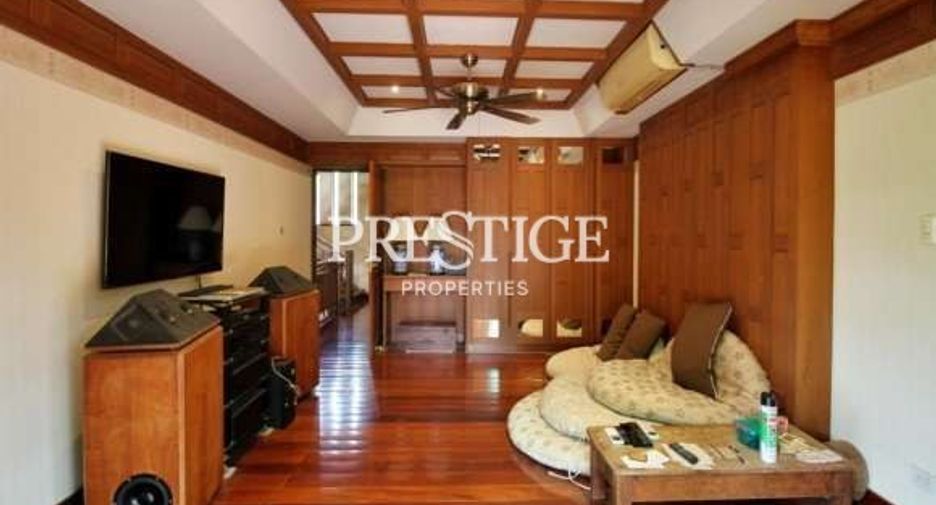 For sale 4 bedrooms house in Bang Lamung, Chonburi
