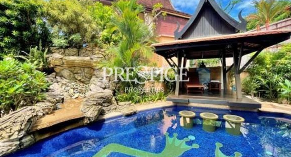 For sale 4 bedrooms house in Bang Lamung, Chonburi