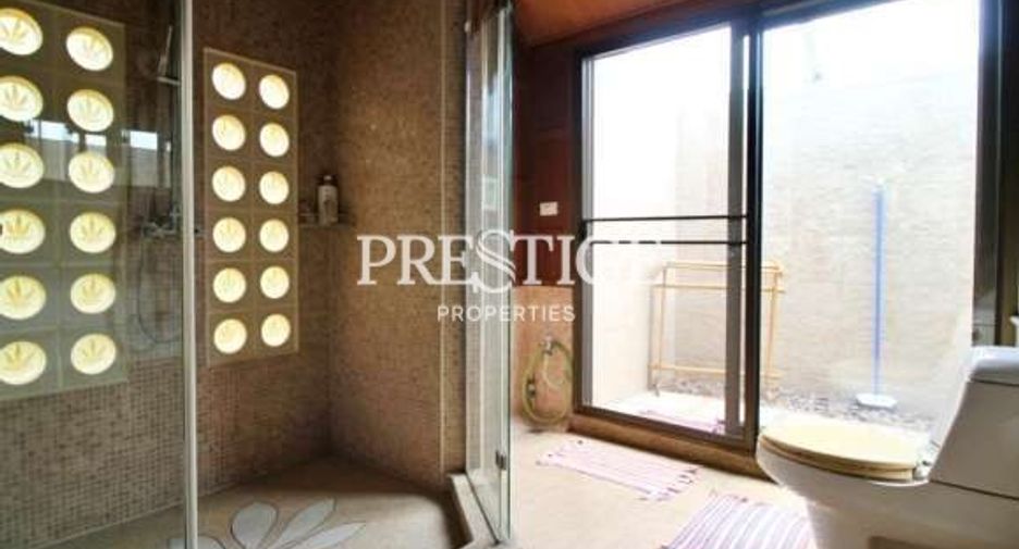 For sale 4 bedrooms house in Bang Lamung, Chonburi