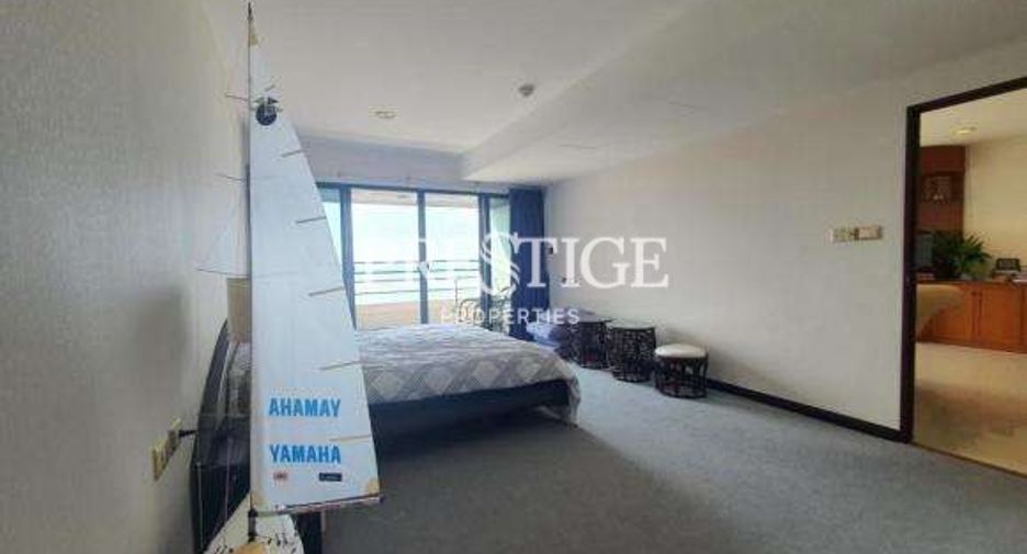 À louer et à vendre 3 chambres condo à Sattahip, Chonburi