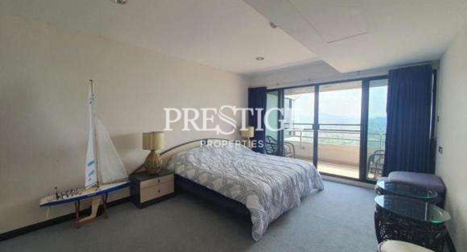 À louer et à vendre 3 chambres condo à Sattahip, Chonburi
