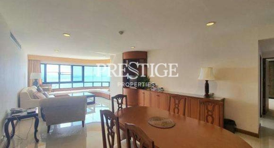 À louer et à vendre 3 chambres condo à Sattahip, Chonburi