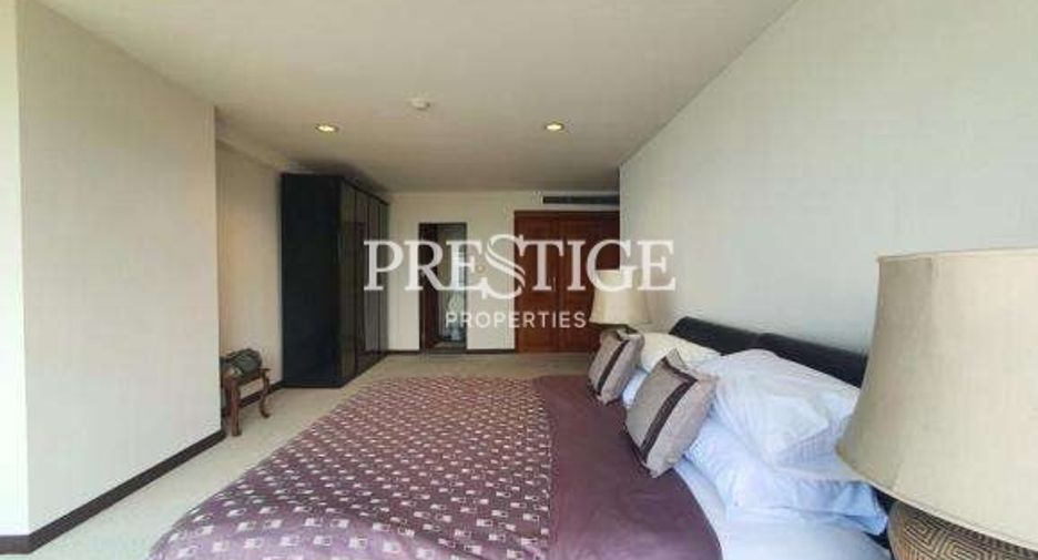 À louer et à vendre 3 chambres condo à Sattahip, Chonburi
