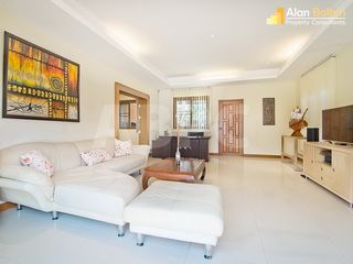 À louer 5 chambres maison à Bang Lamung, Chonburi