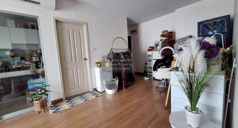 For sale 2 bedrooms condo in Si Racha, Chonburi