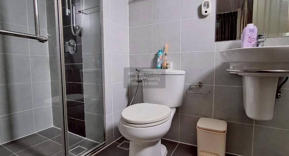 For sale 2 bedrooms condo in Si Racha, Chonburi