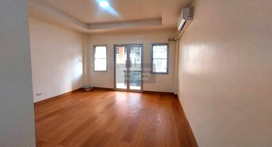 Reihenhaus zum Kauf mit 4 Zimmer in Prawet, Bangkok