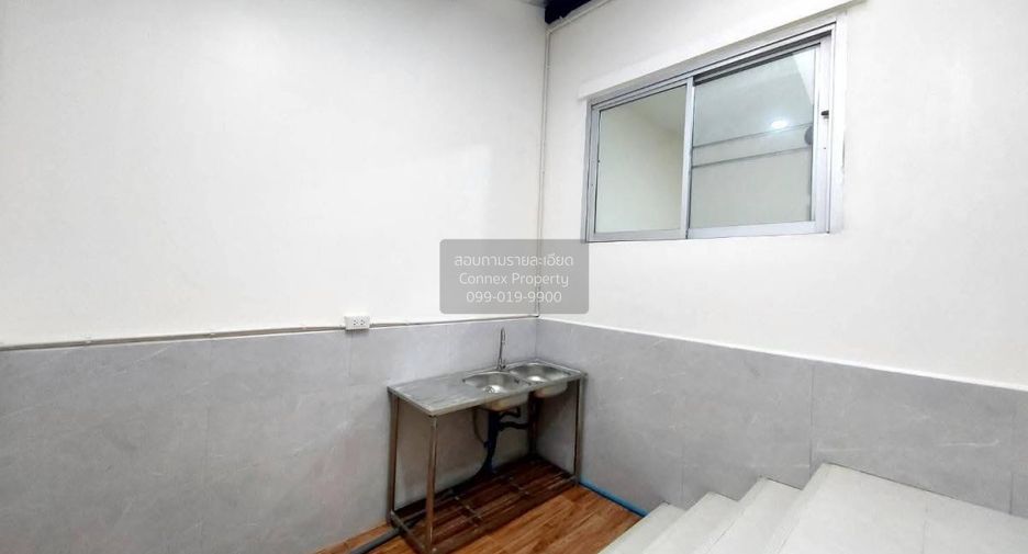 Reihenhaus zum Kauf mit 4 Zimmer in Prawet, Bangkok
