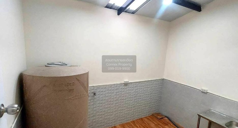 Reihenhaus zum Kauf mit 4 Zimmer in Prawet, Bangkok