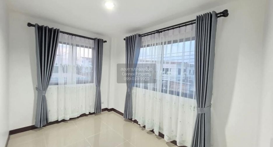 For sale 3 bedrooms townhouse in Phra Samut Chedi, Samut Prakan