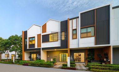 Casa adosada en venta de 2 habitaciones en Bang Sao Thong, Samut Prakan