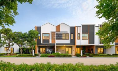 Casa adosada en venta de 4 habitaciones en Bang Sao Thong, Samut Prakan
