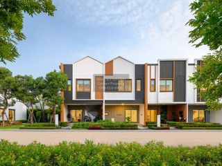 For sale 4 ベッドルーム townhouse in Bang Sao Thong, Samut Prakan