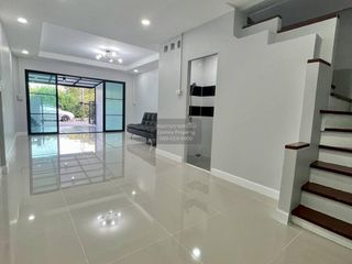 出售 2 卧室 联排别墅 在 Bang Bua Thong, Nonthaburi