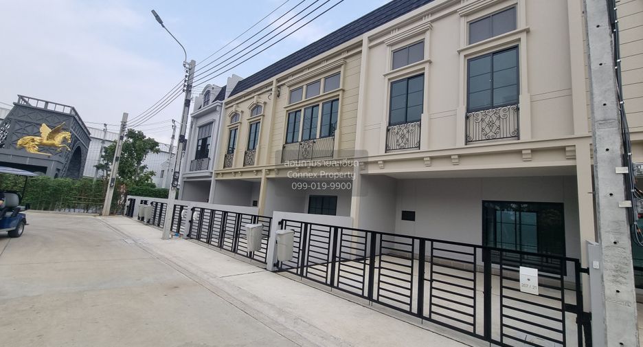 For sale 3 bedrooms townhouse in Prawet, Bangkok