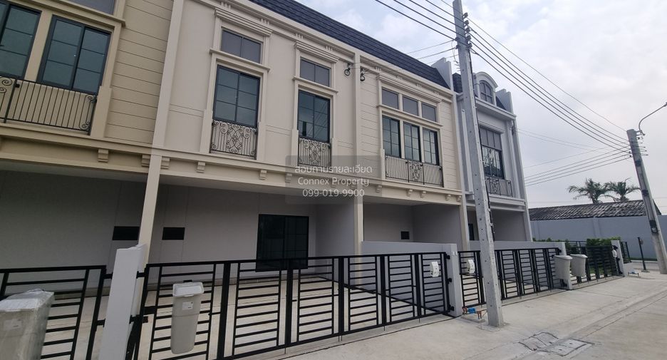 For sale 3 bedrooms townhouse in Prawet, Bangkok