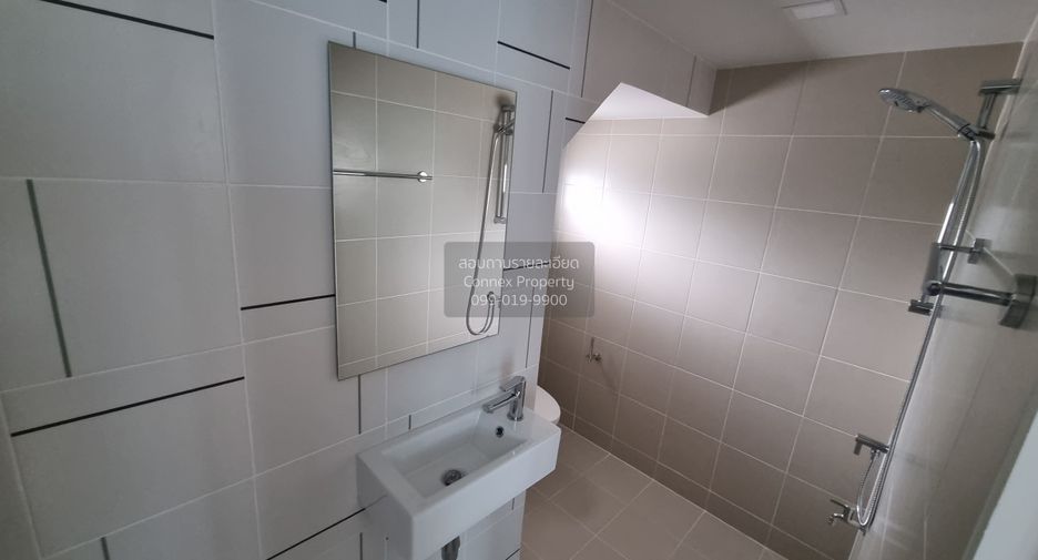 For sale 3 bedrooms townhouse in Prawet, Bangkok