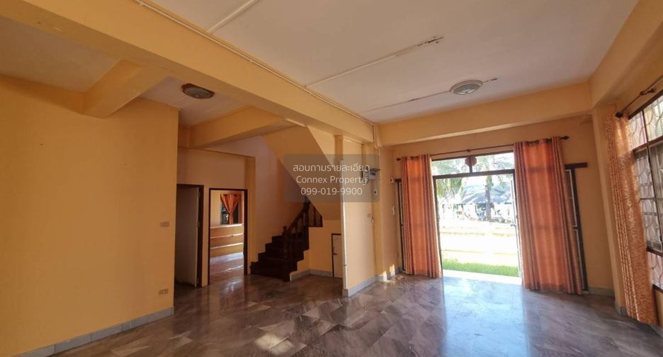 For sale 4 bedrooms house in Mueang Chachoengsao, Chachoengsao