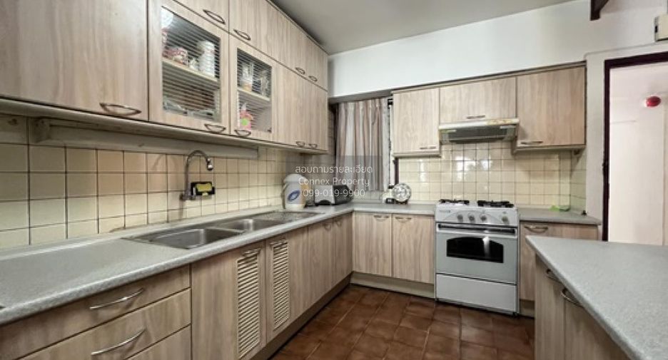 Wohnung zum Kauf mit 2 Zimmer in Khlong Toei, Bangkok