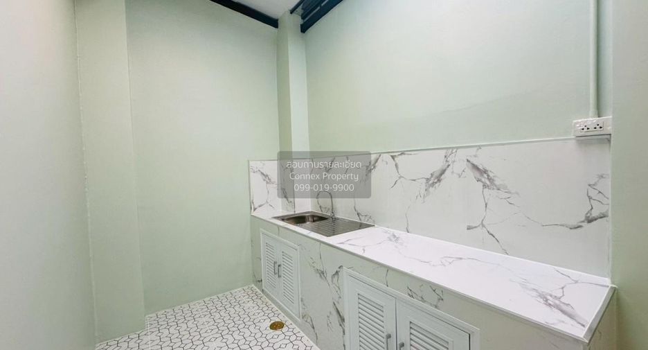For sale 3 bedrooms townhouse in Bang Bua Thong, Nonthaburi