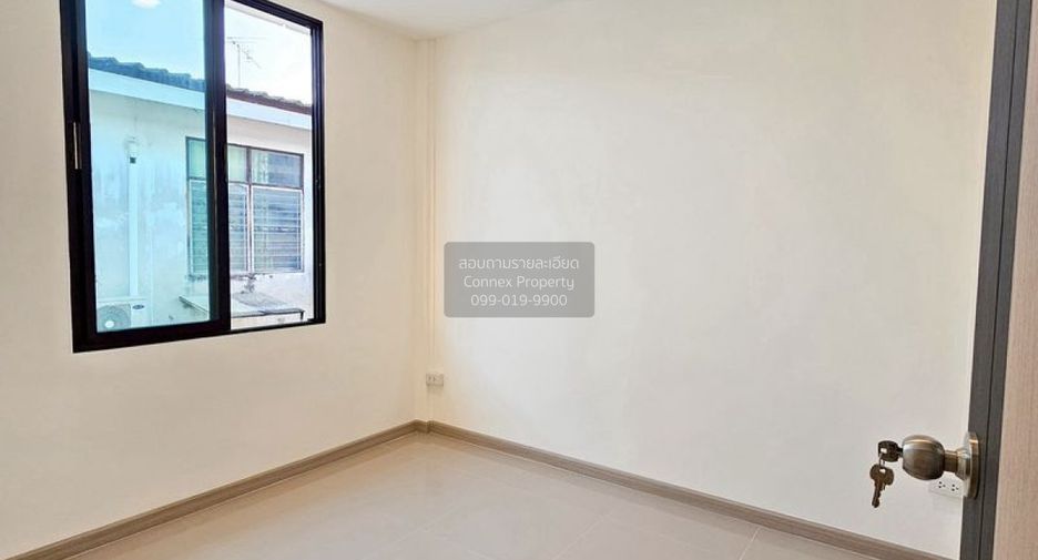 For sale 2 bedrooms townhouse in Don Mueang, Bangkok