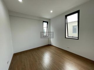 Haus zum Kauf mit 3 Zimmer in Prawet, Bangkok