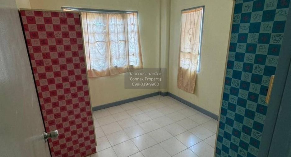 For sale 3 bedrooms townhouse in Bang Bon, Bangkok