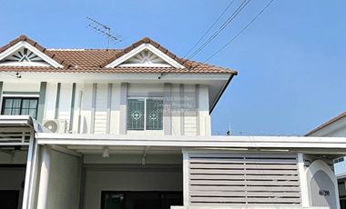 Reihenhaus zum Kauf mit 3 Zimmer in Khlong Luang, Pathum Thani