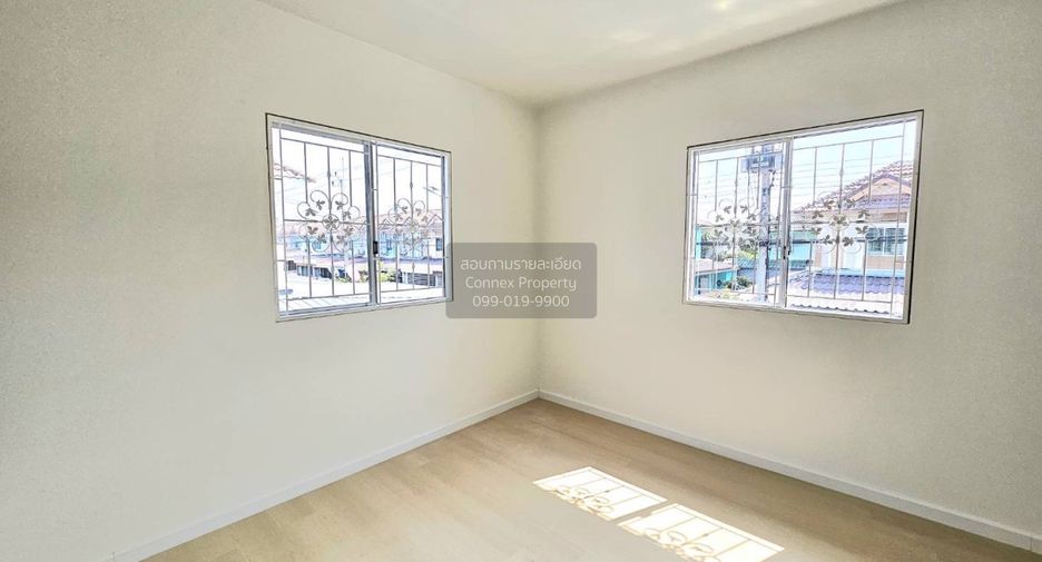 For sale 3 ベッドルーム townhouse in Khlong Luang, Pathum Thani