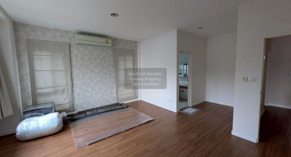 For sale 5 bedrooms house in Khan Na Yao, Bangkok