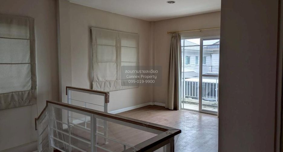 For sale 5 bedrooms house in Khan Na Yao, Bangkok