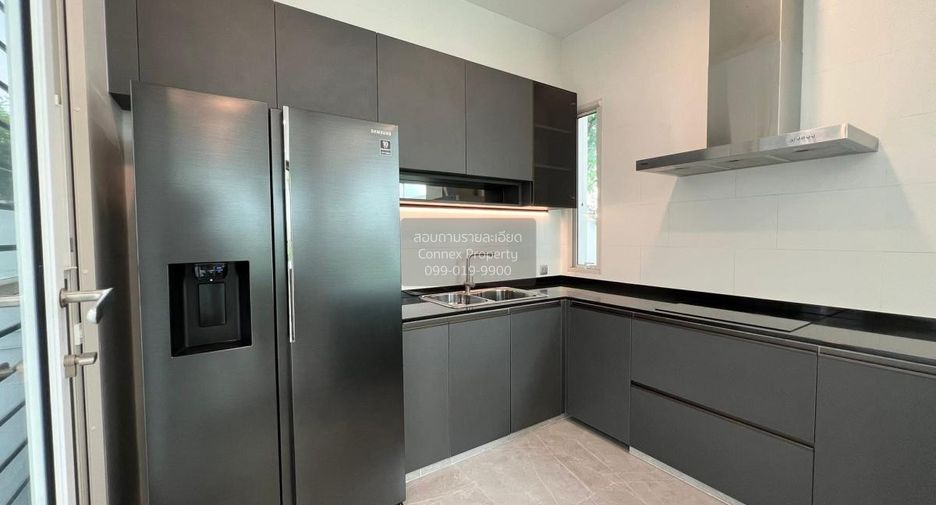For sale 4 ベッドルーム house in Bang Phli, Samut Prakan