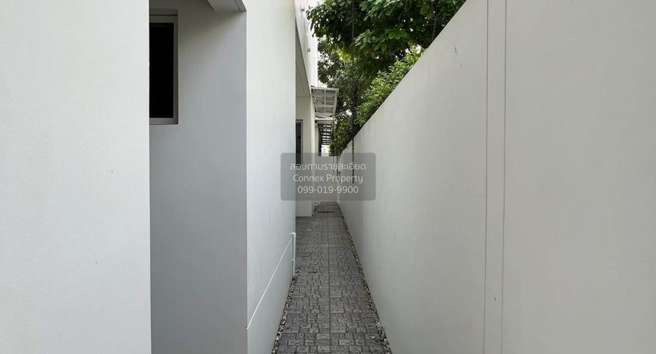For sale 4 ベッドルーム house in Bang Phli, Samut Prakan