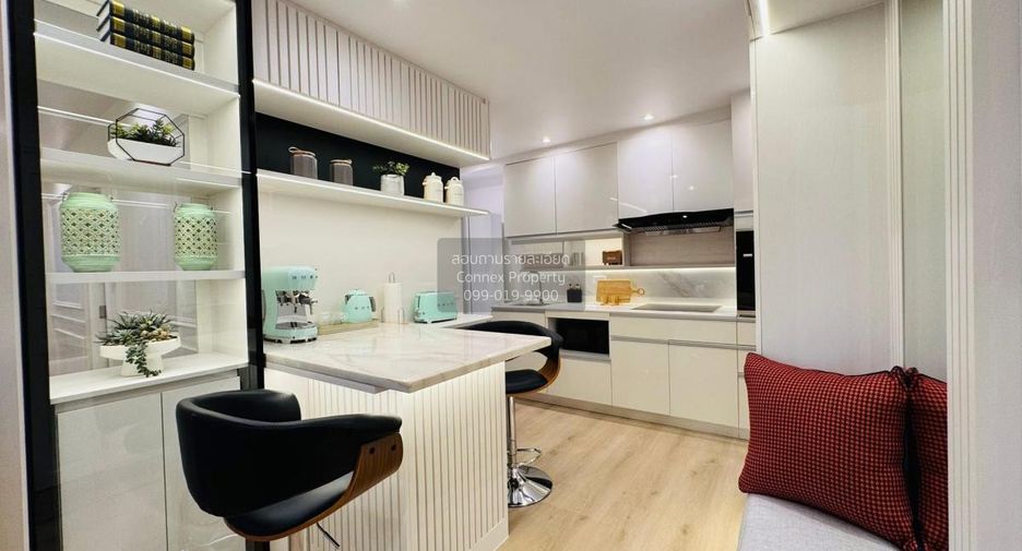 For sale 2 bedrooms condo in Yan Nawa, Bangkok