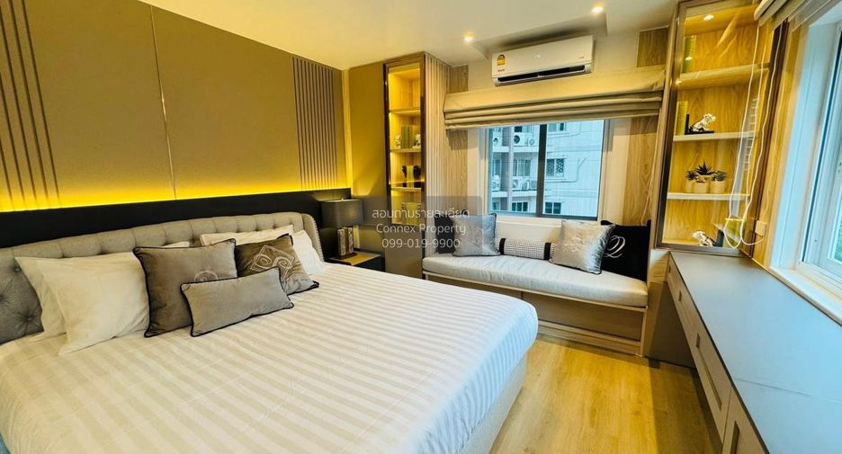For sale 2 bedrooms condo in Yan Nawa, Bangkok