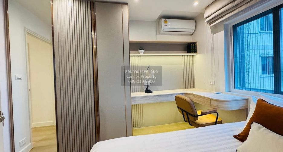 For sale 2 bedrooms condo in Yan Nawa, Bangkok