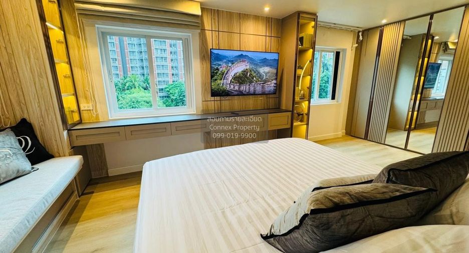 For sale 2 bedrooms condo in Yan Nawa, Bangkok