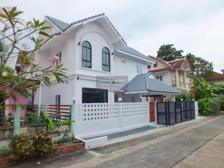 Casa en venta de 4 habitaciones en Sai Mai, Bangkok