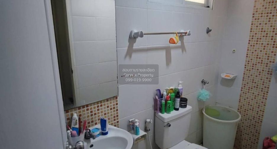 For sale 4 bedrooms townhouse in Phra Samut Chedi, Samut Prakan