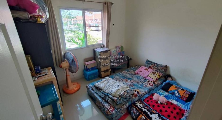 For sale 4 bedrooms townhouse in Phra Samut Chedi, Samut Prakan
