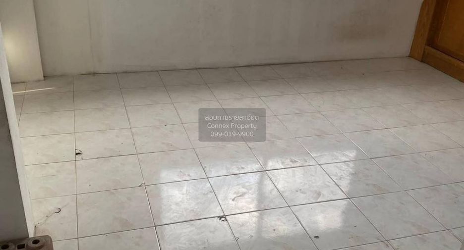 For sale 5 bedrooms townhouse in Bang Khae, Bangkok