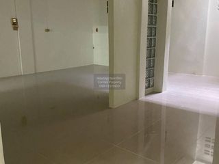 For sale 5 ベッドルーム townhouse in Bang Khae, Bangkok